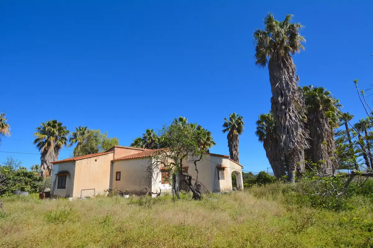 Außenansicht von Haus oder Chalet zum Verkauf in Dénia mit Klimaanlage und Privatgarten