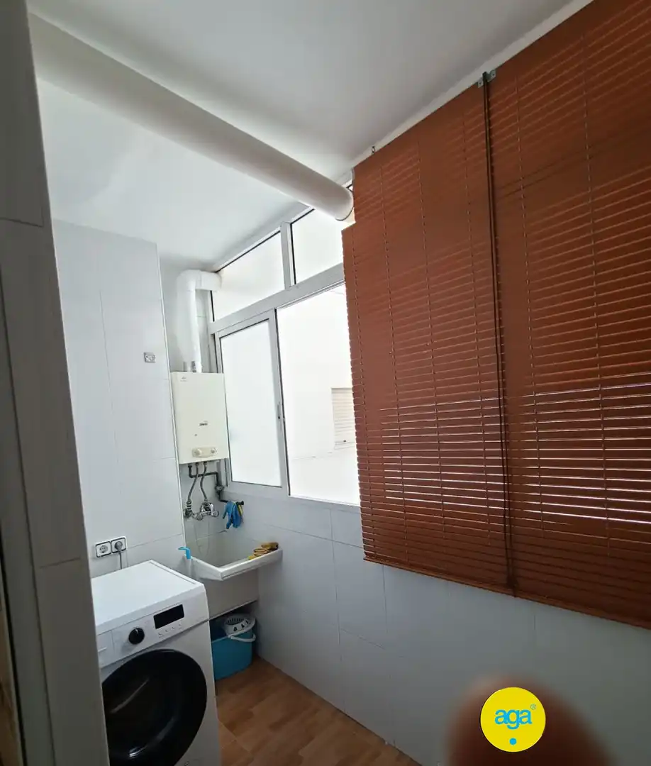 Badezimmer von Wohnung zur Miete in Jaén mit Klimaanlage, Terrasse und Möbliert