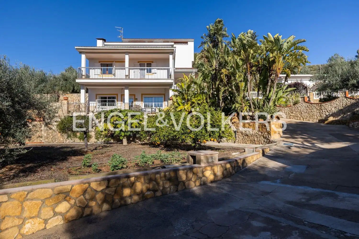Vista exterior de Casa o chalet en venta en Pedralba con Calefacción, Jardín privado y Terraza