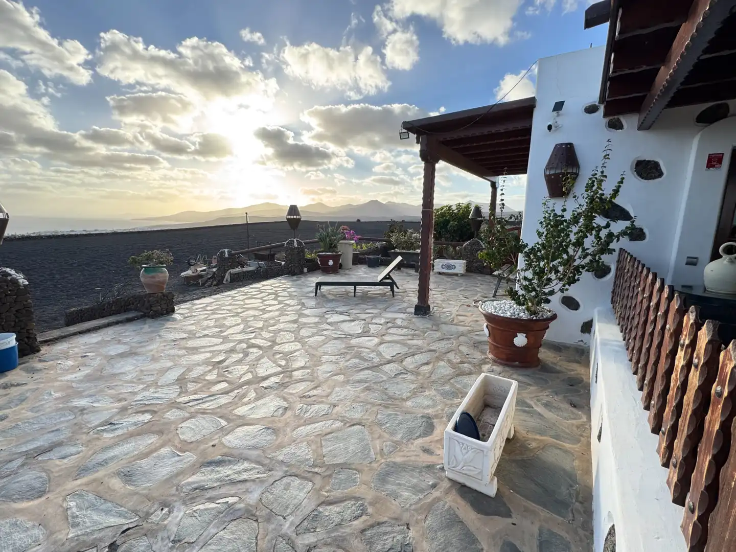 Terrasse von Country house zum Verkauf in Tías mit Privatgarten, Terrasse und Möbliert