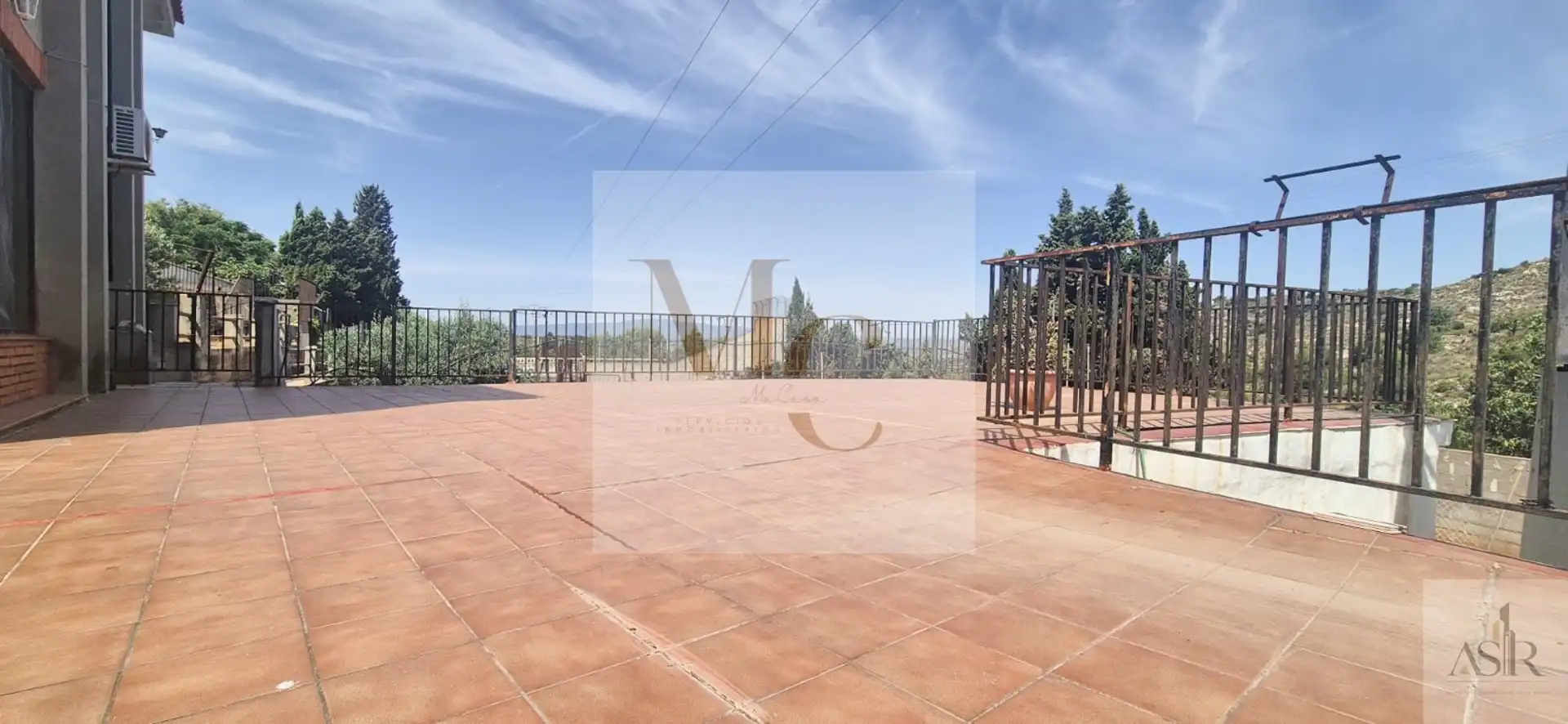 Terrassa de Casa o xalet en venda en Benifaió amb Terrassa, Traster i Piscina