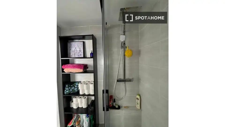 Badezimmer von Wohnungen zur untervermieten in Villajoyosa / La Vila Joiosa mit Klimaanlage, Terrasse und Möbliert