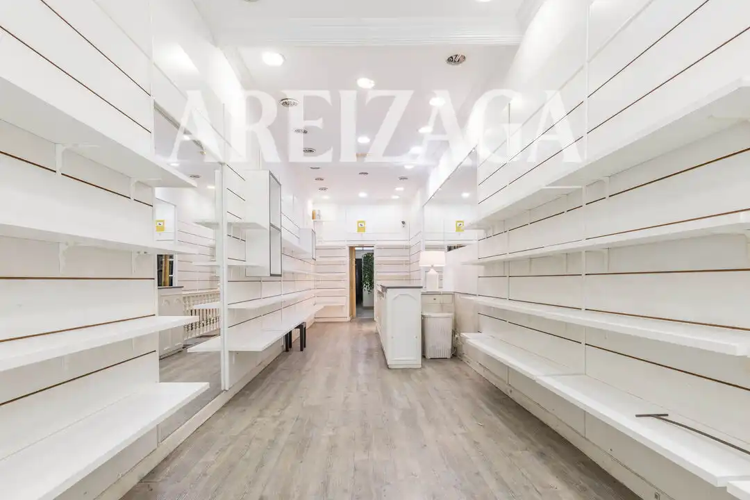 Gewerbefläche zur Miete in Elkano Kalea 8, imagen 8