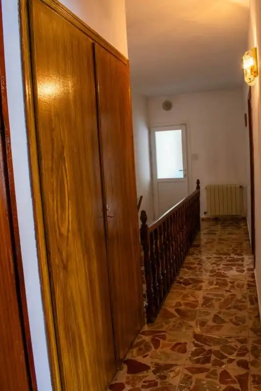 Casa aparellada en venda a Calle del Olivar, imagen 3