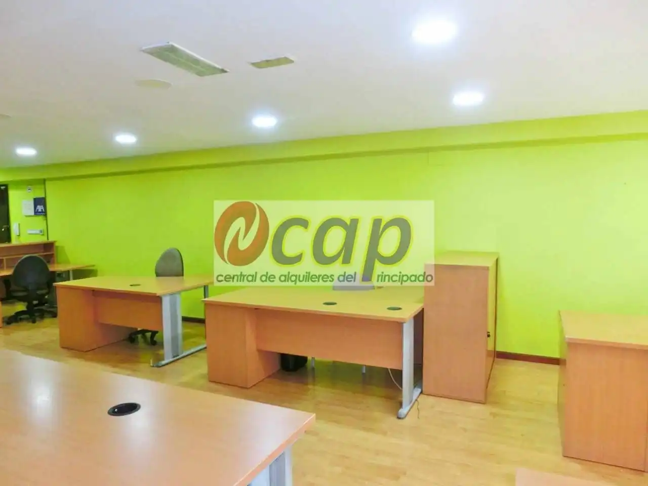 Office for rent in Gijón   with Heating and Furnished