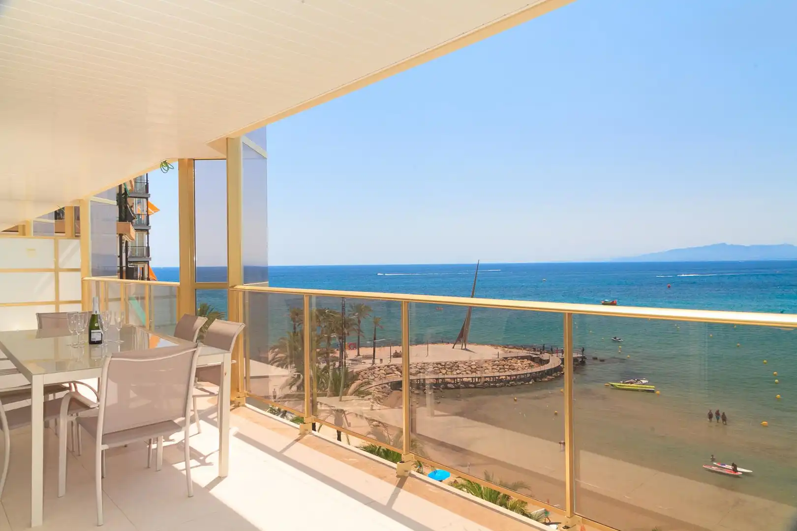 Apartments for sale in de Colón, 15, Mar i Camp - Platja dels Capellans