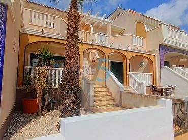 Casa a schiera con piscina in vendita a Ciudad Quesada