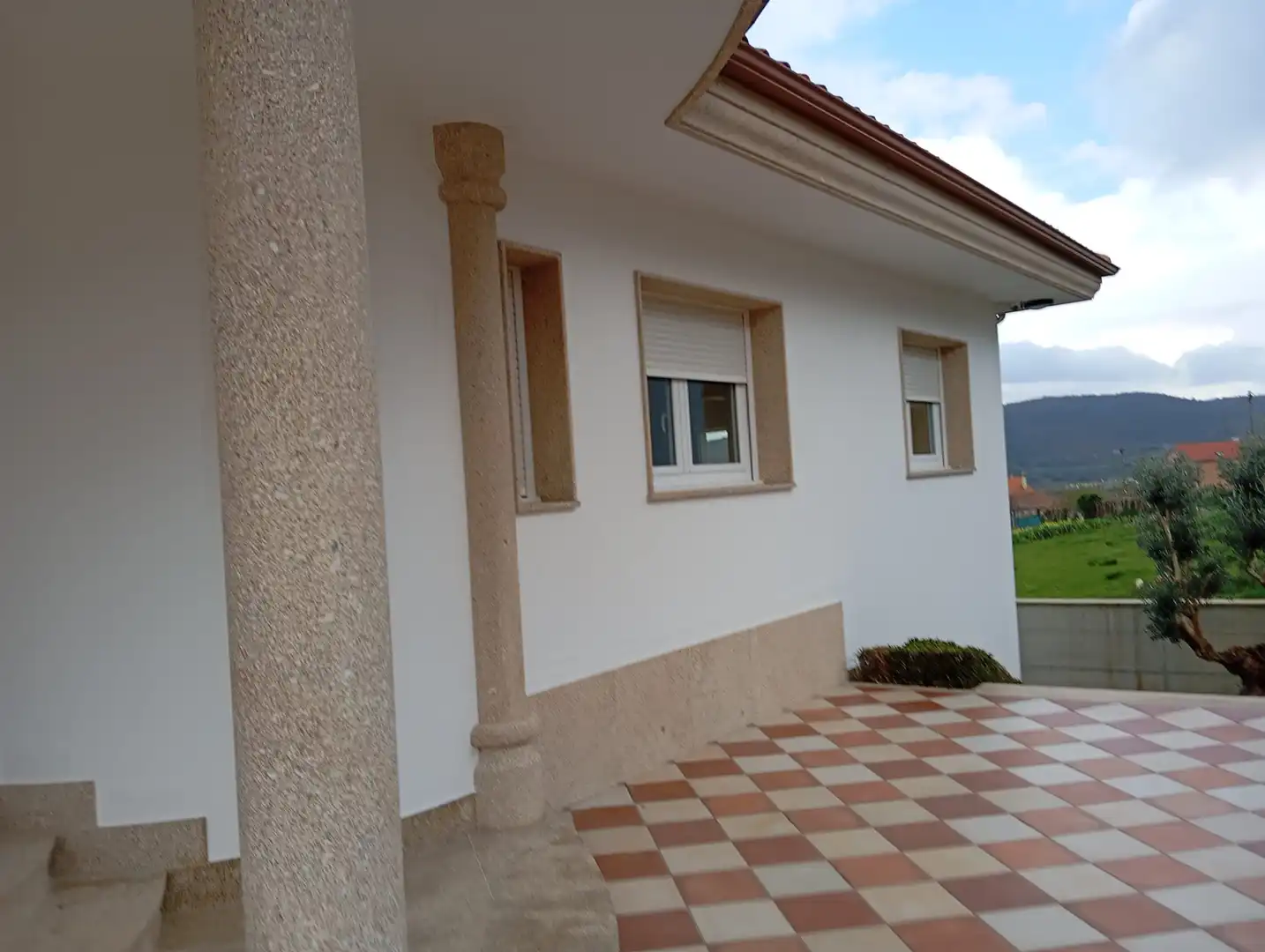 Casa o chalet de alquiler en Carballo con Amueblado, Horno y Se aceptan mascotas