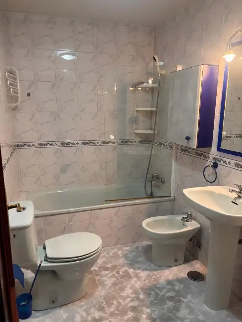 Bany de Pis en venda en  Toledo Capital