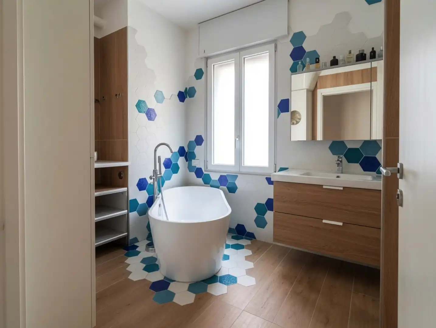Baño de Apartamento en venta en Marbella con Terraza, Amueblado y Balcón