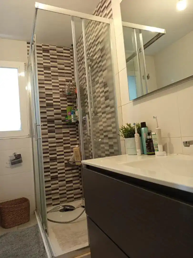 Baño de Piso en venta en Culleredo con Horno y Lavadora