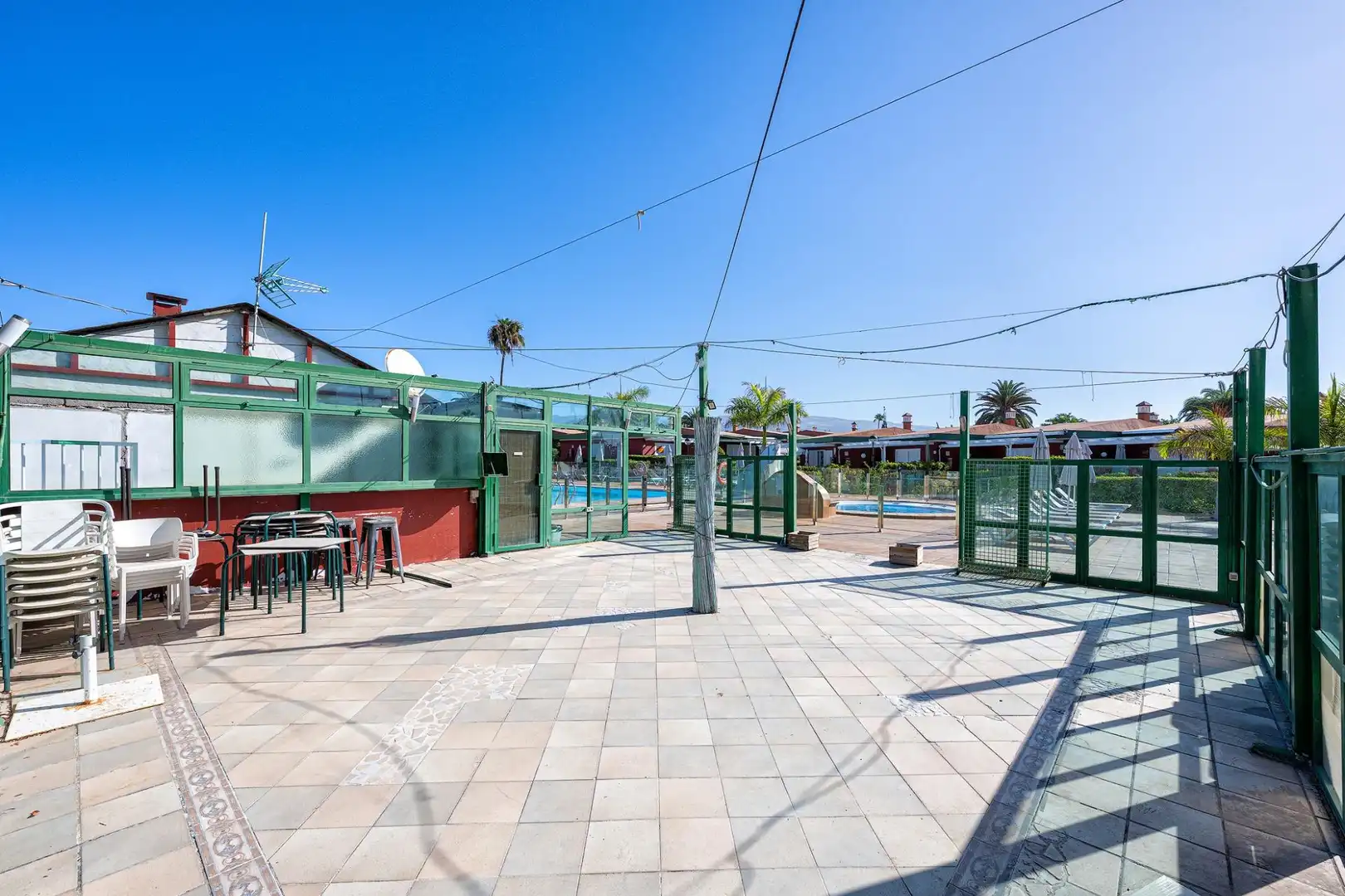Terrassa de Local en venda en San Bartolomé de Tirajana amb Moblat