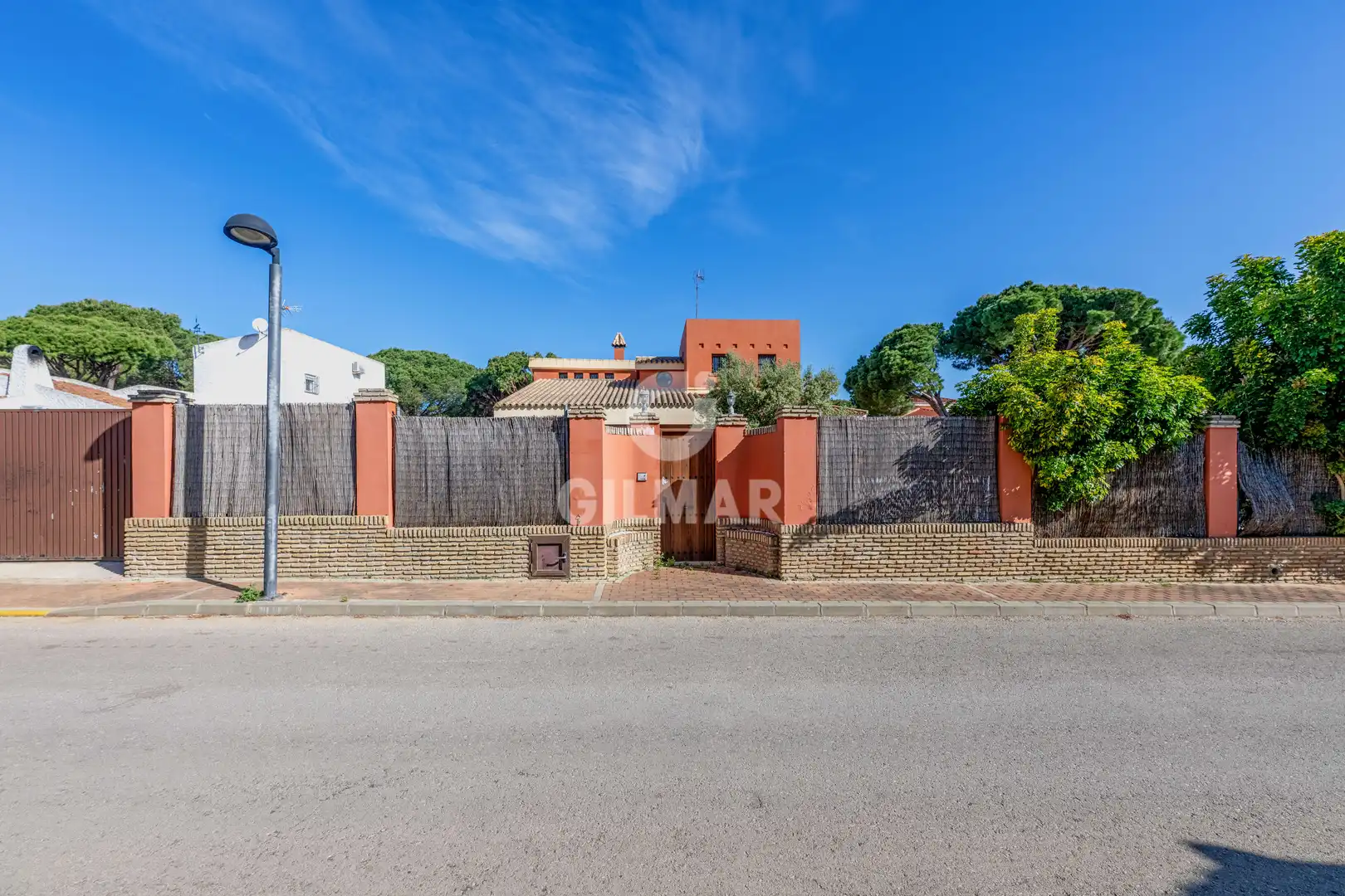 Chalet con piscina en venta en Roche, imagen 2