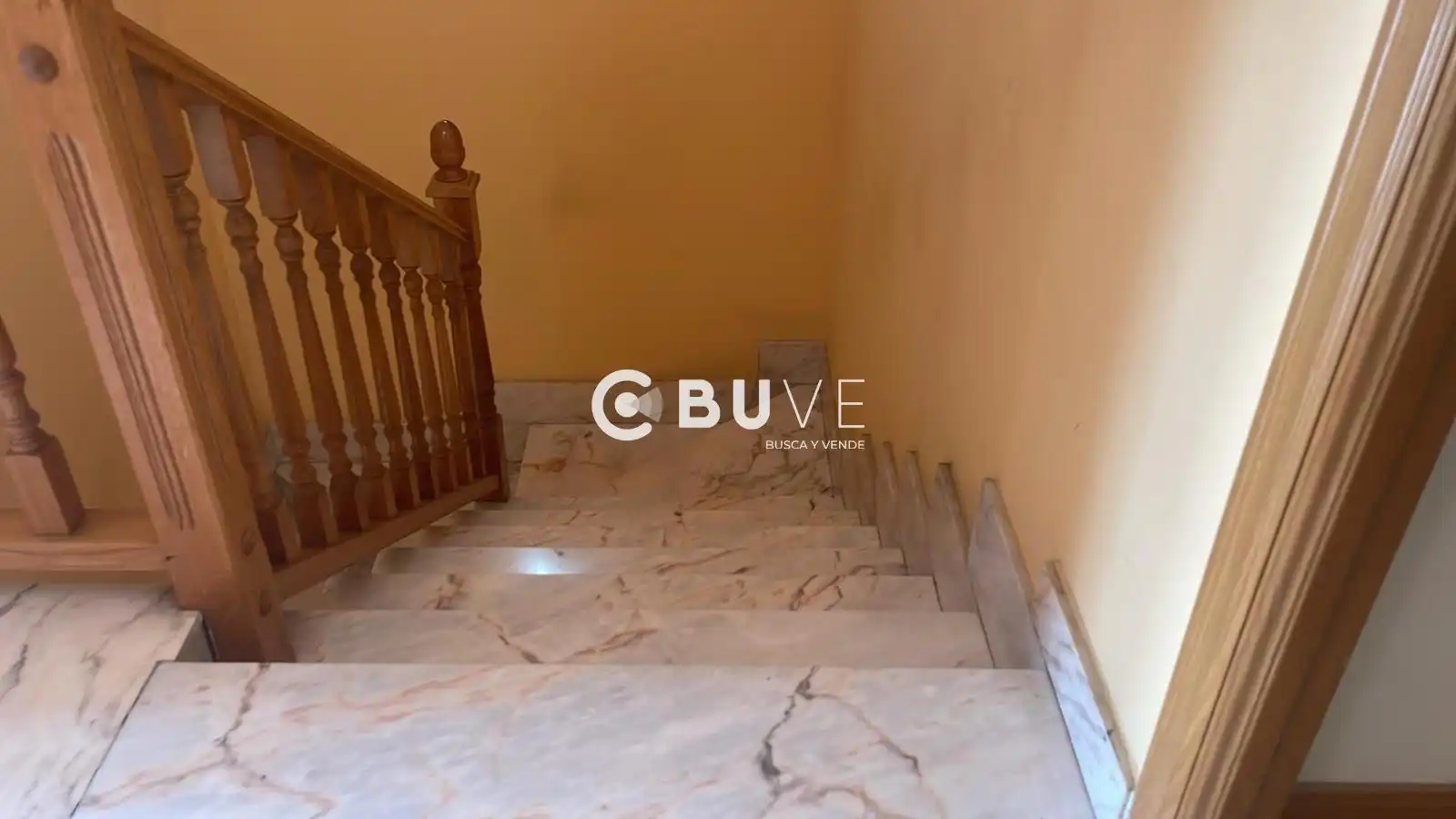 Detached homes for sale in Olmedo  with Heating