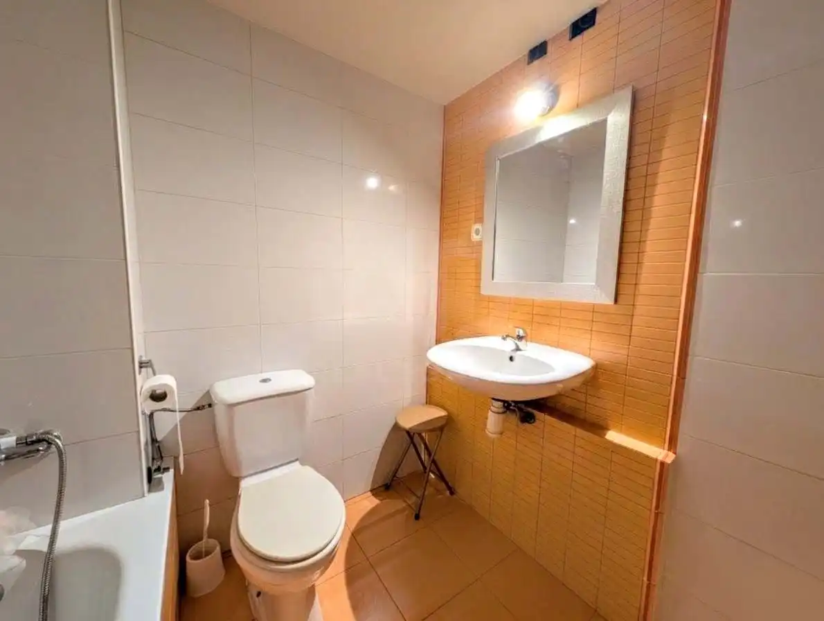 Badezimmer von Wohnung zum Verkauf in L'Ametlla de Mar  mit Klimaanlage