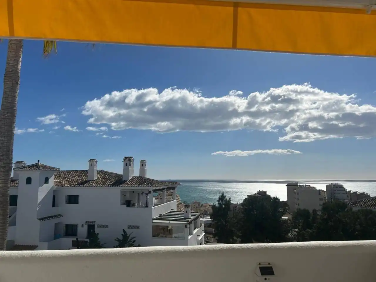 Vista exterior de Apartamento de alquiler en Benalmádena con Aire acondicionado, Calefacción y Terraza
