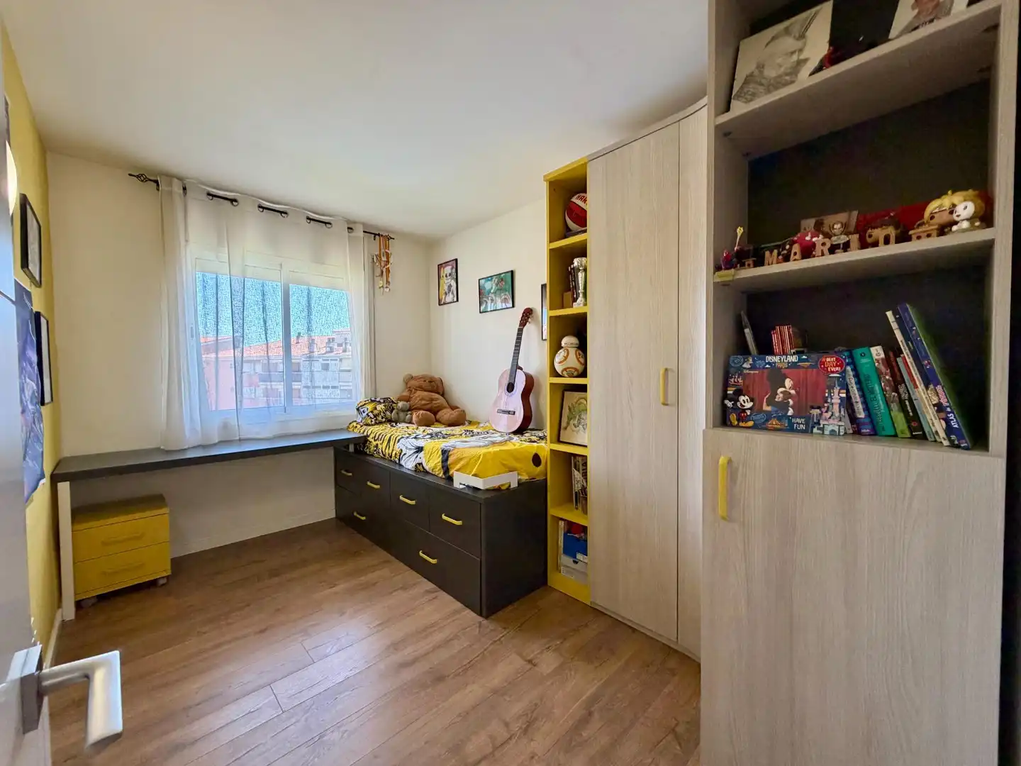 Bedroom of Flat for sale in Canovelles  with Heating, Balcony and Community pool