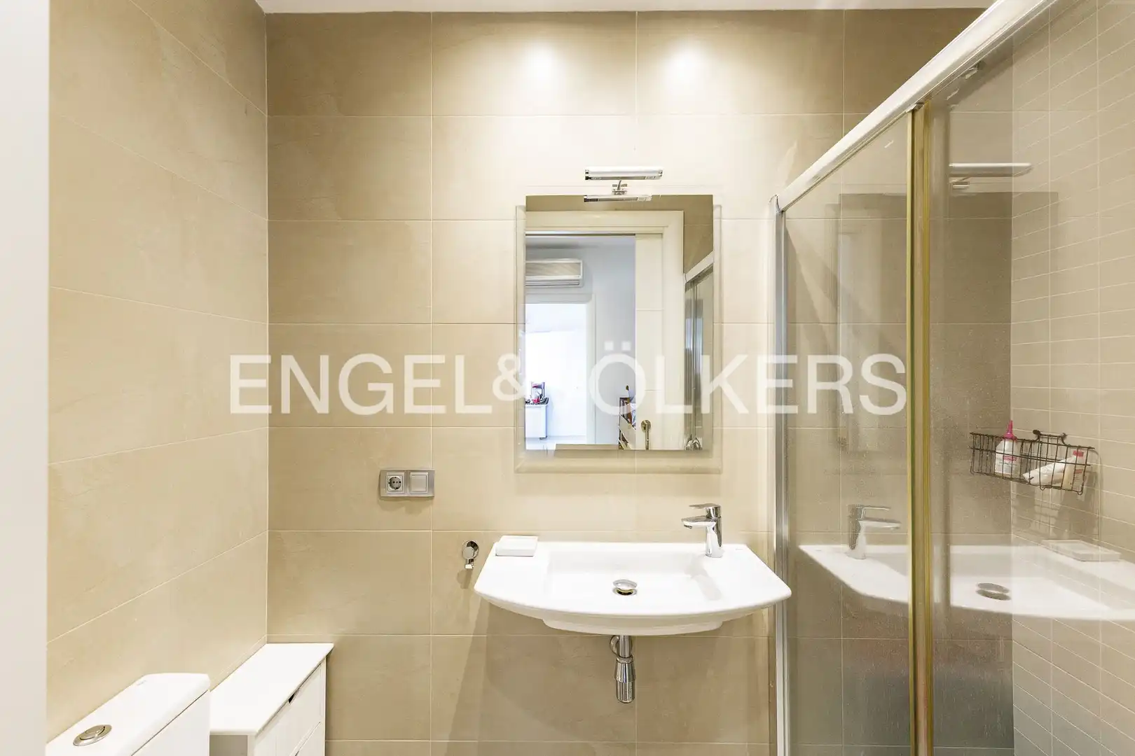 Bathroom of Houses for rent in Sant Andreu de Llavaneres  with Air Conditioner, Heating and Private garden