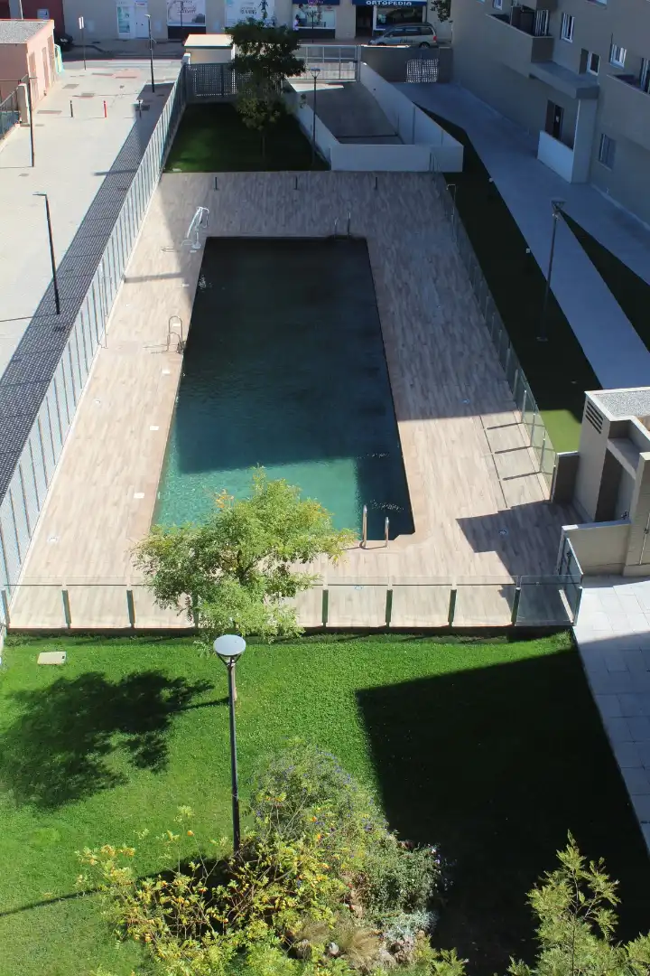 Swimming pool of Flat for rent in Granada  with Air Conditioner, Heating and Terrace
