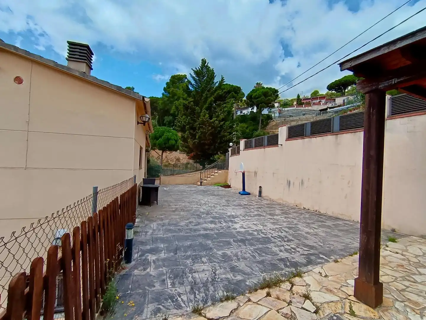 Vista exterior de Casa o chalet en venta en Sant Cebrià de Vallalta con Aire acondicionado, Calefacción y Jardín privado