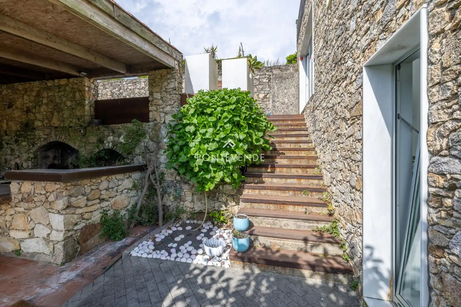 Terrassa de Casa o xalet en venda en A Guarda   amb Calefacció, Terrassa i Traster