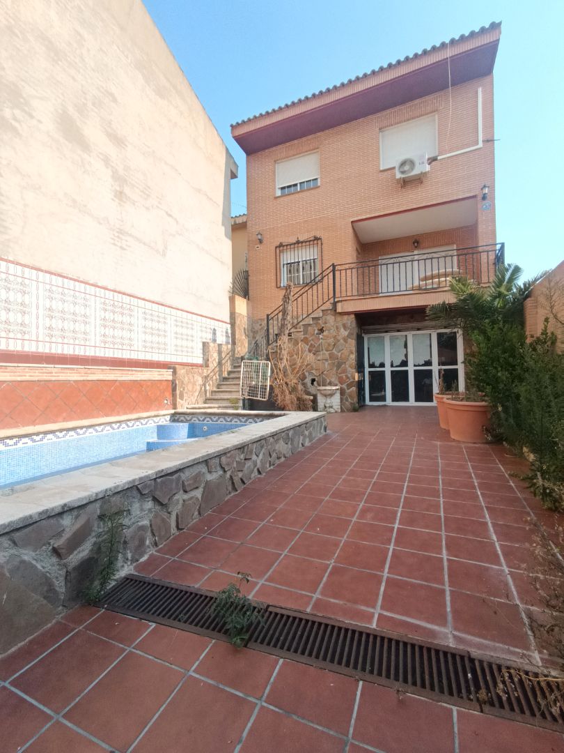 Piscina de Casa o xalet en venda en El Viso de San Juan amb Calefacció, Traster i Piscina
