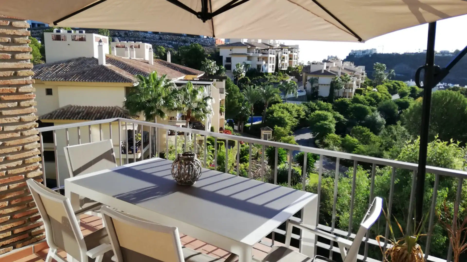 Terraza de Apartamento de alquiler en Benahavís con Aire acondicionado, Amueblado y Balcón