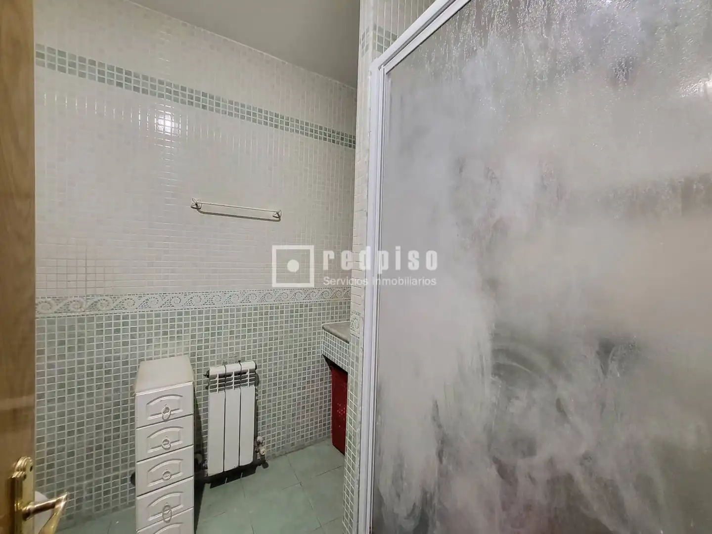 Baño de Piso en venta en Valdemoro con Calefacción y Amueblado
