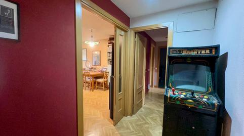 Foto 2 de Piso en venta en Avenida de Los Rosales, Butarque,  Madrid Capital