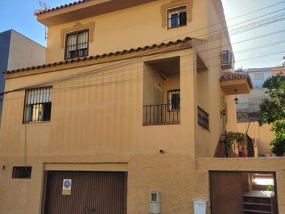 Vista exterior de Casa o xalet en venda en Málaga Capital amb Aire condicionat, Piscina i Balcó