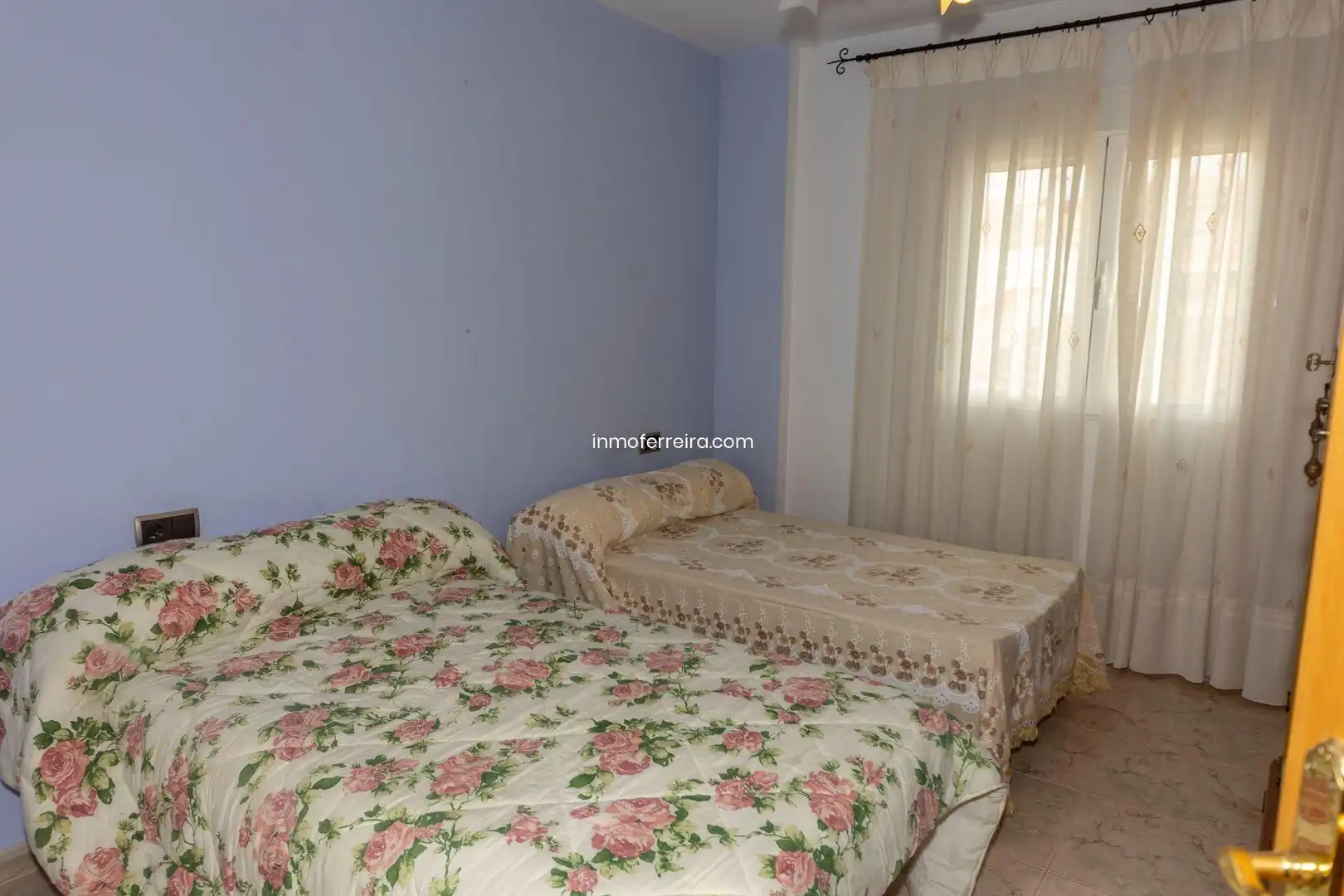 Bedroom of Houses for sale in Darro  with Storage room