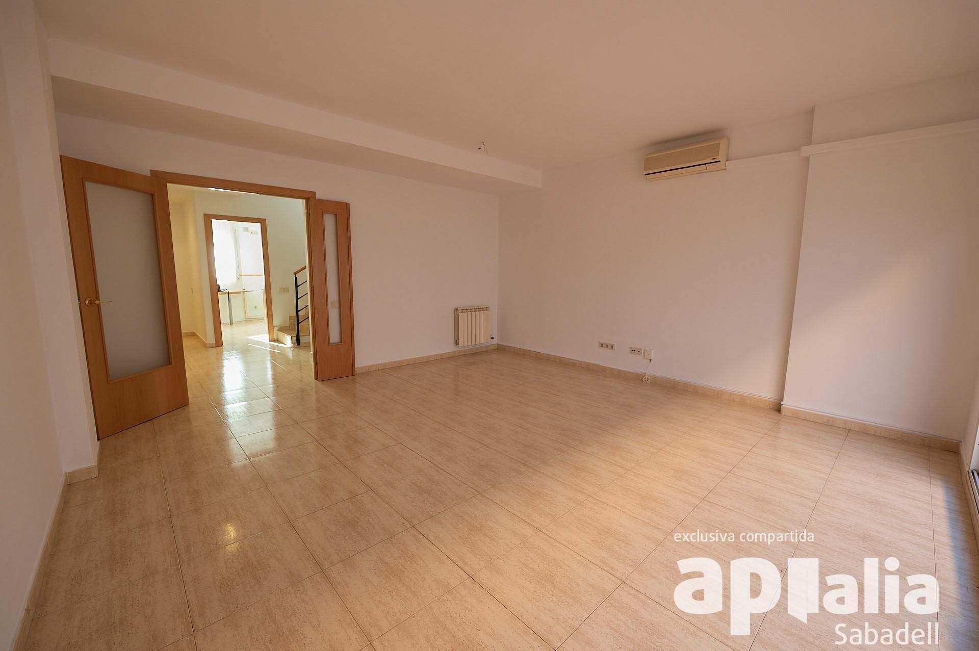 Single-family semi-detached for sale in Sentmenat  with Heating, Terrace and Oven