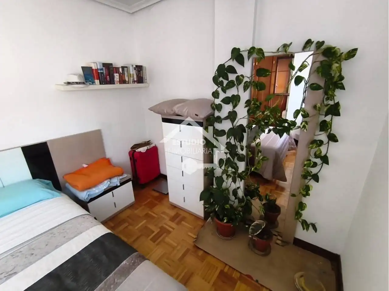 Habitación de Casa o chalet en venta en Mendavia con Calefacción, Jardín privado y Parquet