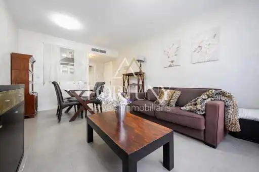 Living room of Flat for sale in Cambrils  with Air Conditioner and Swimming Pool