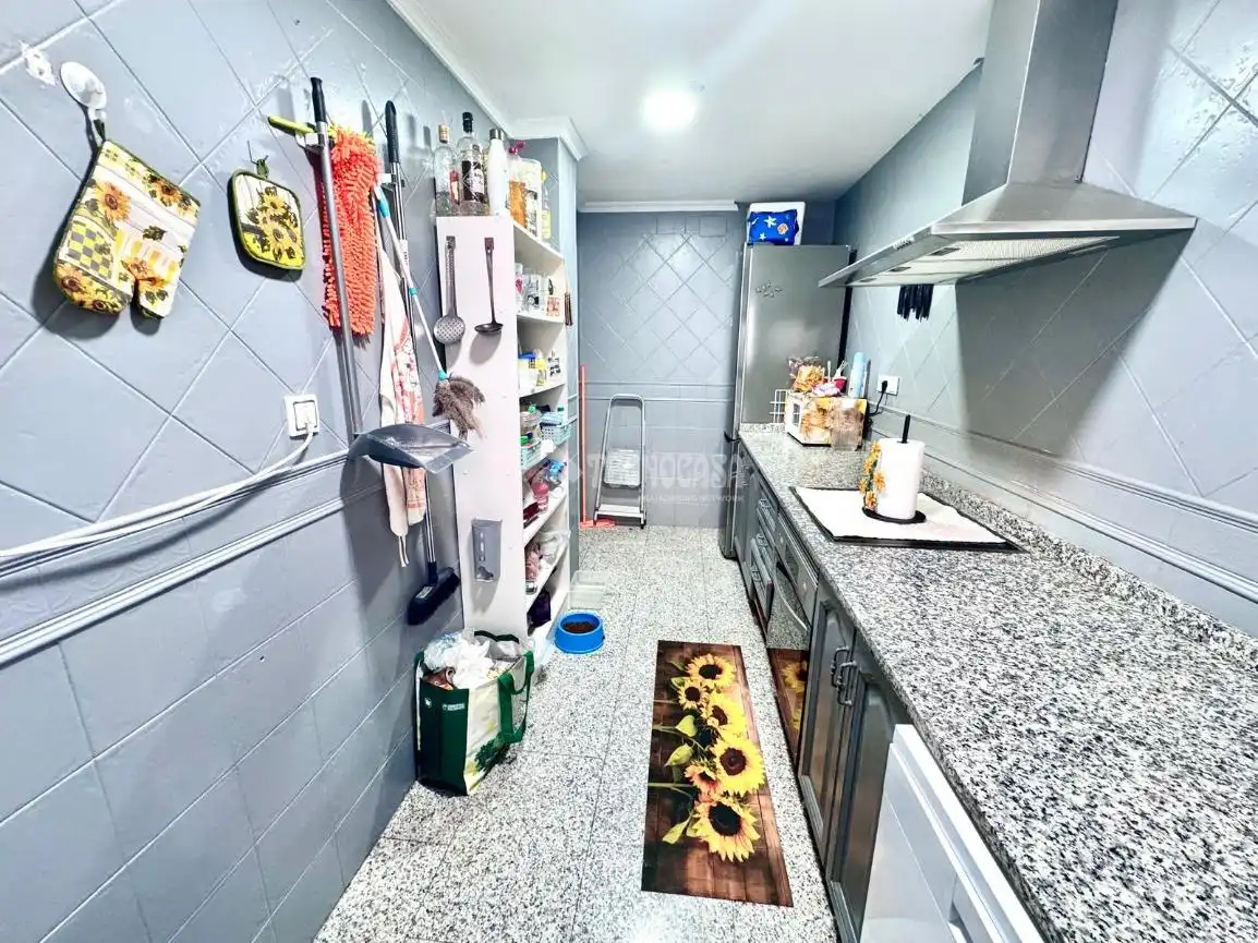 Kitchen of Flat for sale in Córdoba  with Air Conditioner, Heating and Terrace
