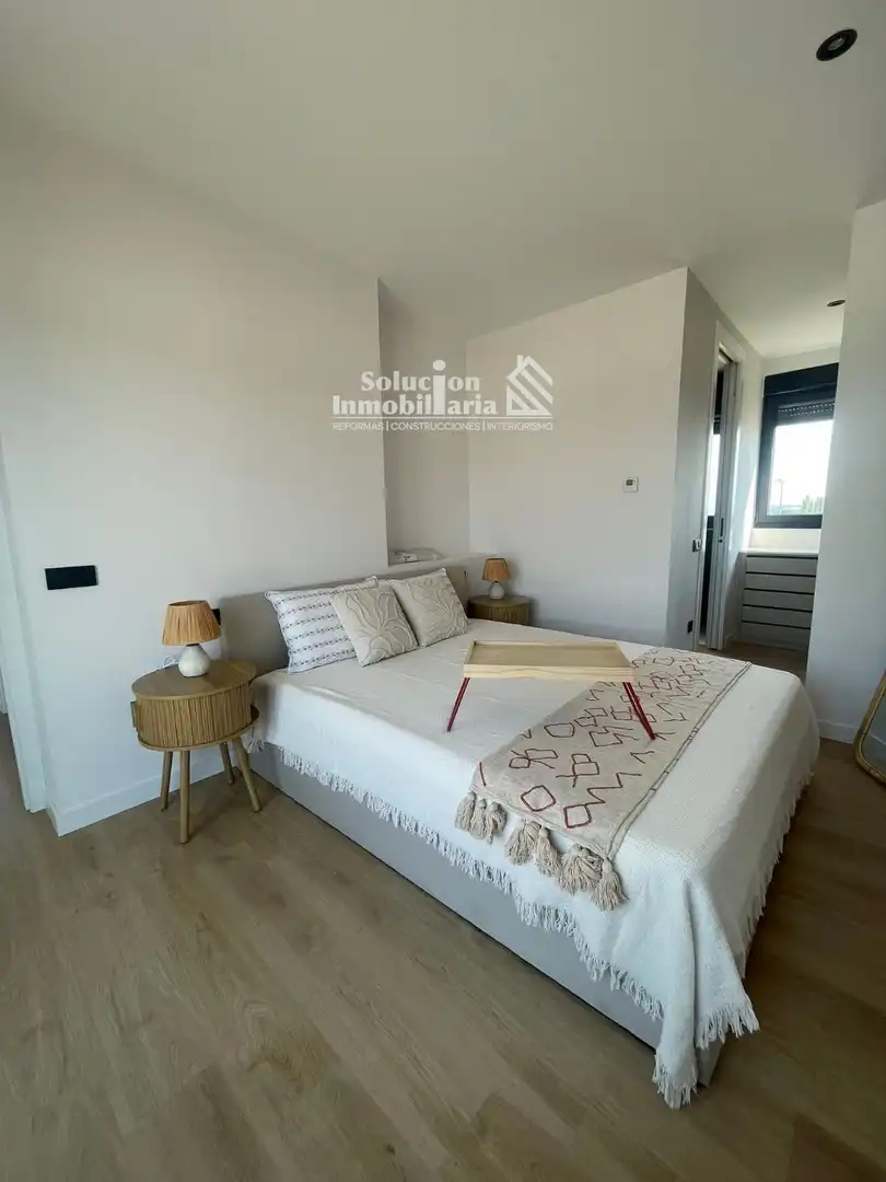 Casa adosada en venta en CALLE PEÑALARA, 14, Carbajosa de la Sagrada