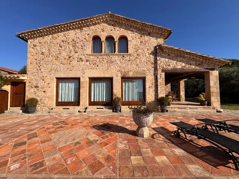 Exterior view of Houses for sale in Sant Feliu de Guíxols  with Air Conditioner, Heating and Private garden