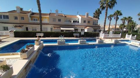 Foto 3 de Casa adosada en venta en Golda Meir, Benijófar, Alicante