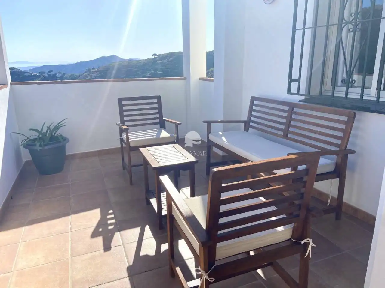 Terrassa de Finca rústica de lloguer en Árchez amb Aire condicionat i Piscina