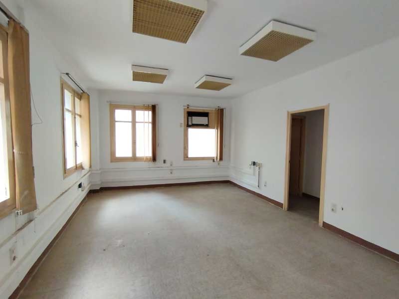 Edifici en venda en Caspe