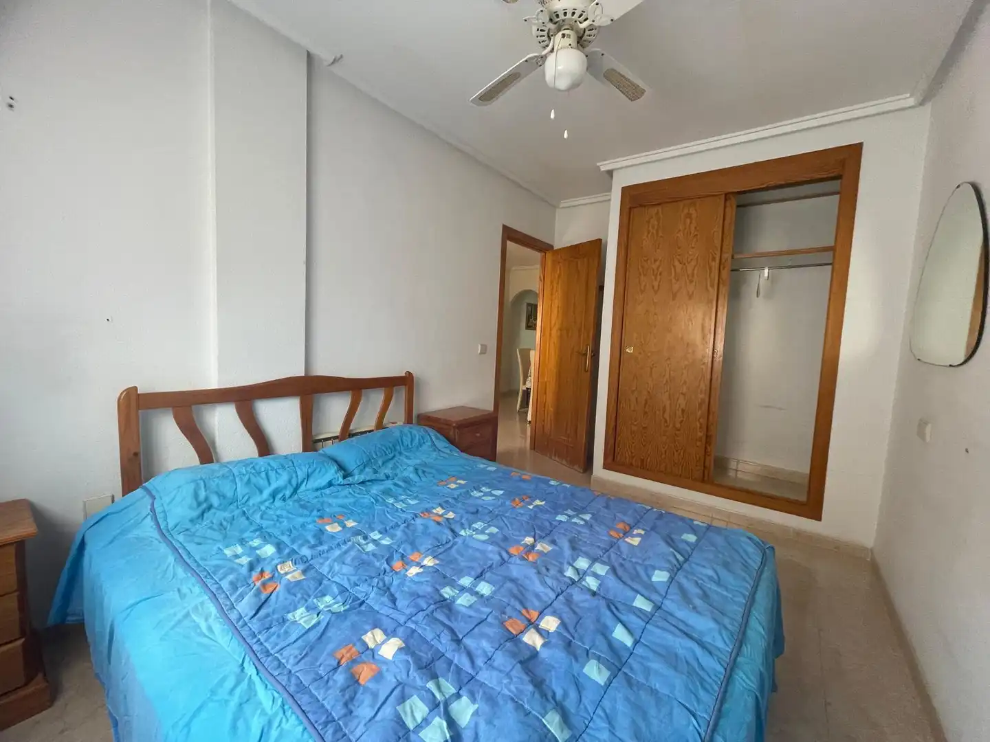 Schlafzimmer von Wohnung zum Verkauf in Torrevieja mit Klimaanlage, Heizung und Terrasse