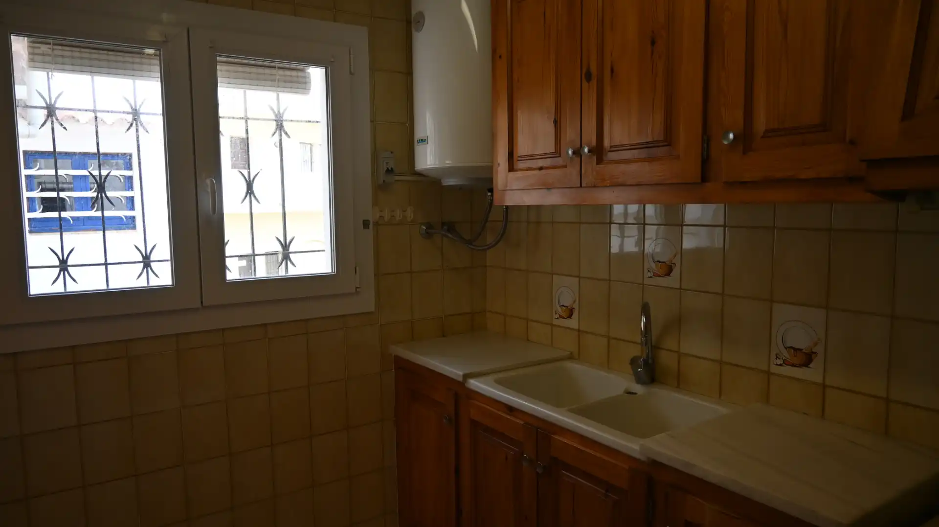 Küche von Einfamilien-Reihenhaus zum Verkauf in L'Escala mit Möbliert