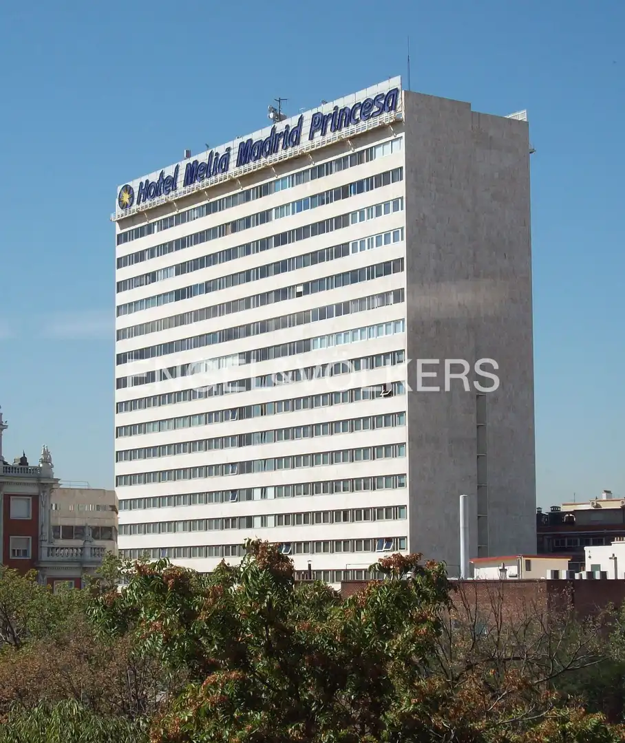 Außenansicht von Wohnung zur Miete in Madrid mit Klimaanlage und Heizung