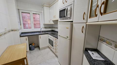 Foto 4 de Pis de lloguer a Gijón - Av Constitucion, Barrio del Centro, Asturias