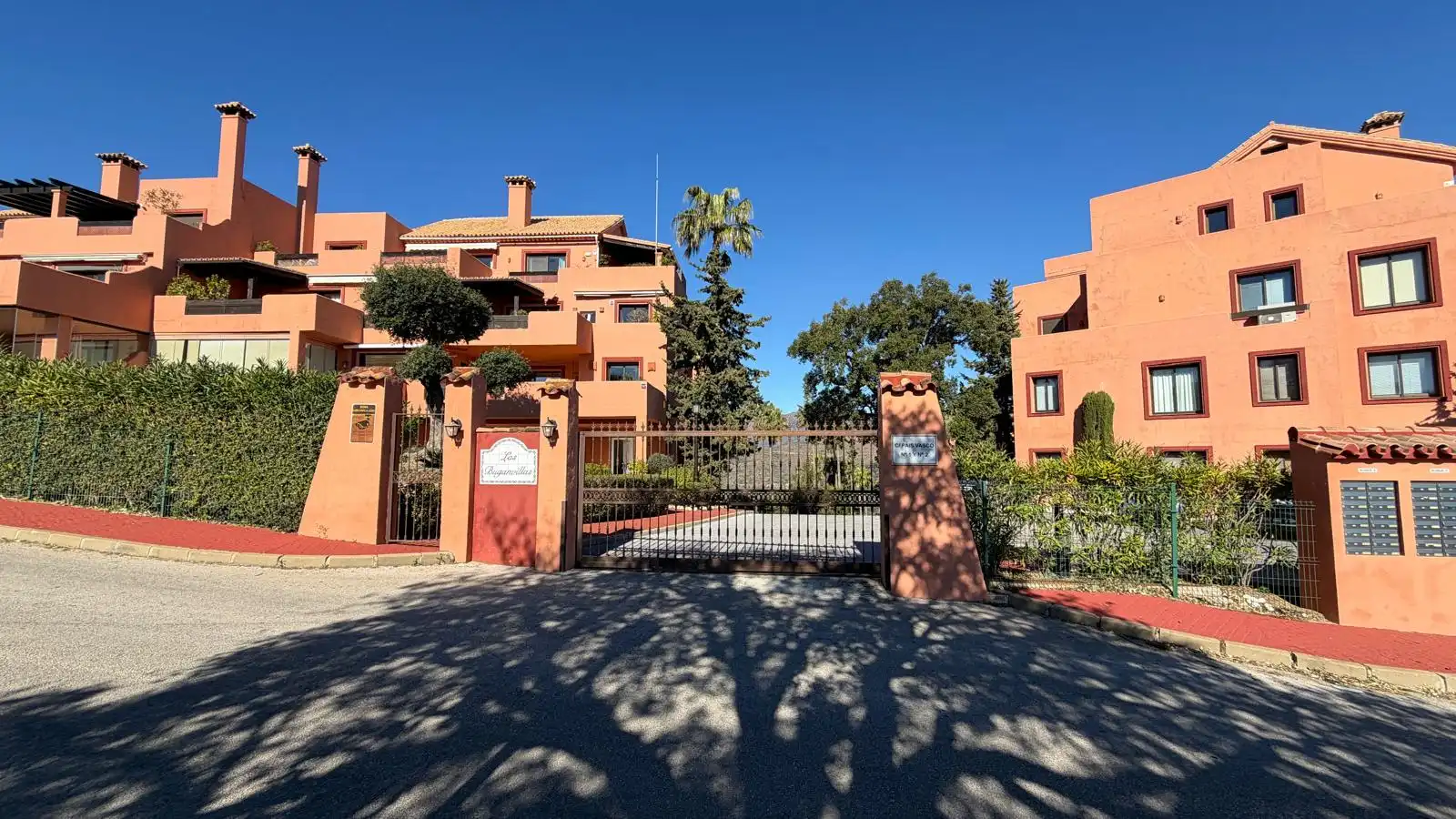 Exterior view of Flat for sale in La Mairena