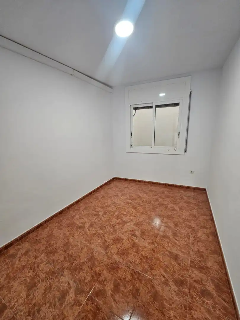 Habitación de Piso en venta en Vilanova i la Geltrú con Aire acondicionado y Calefacción