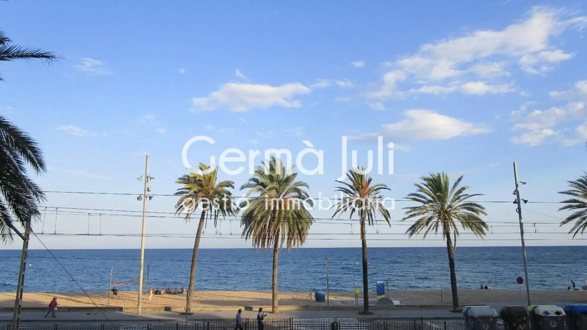 Piso en venta en Badalona con Calefacción y Balcón