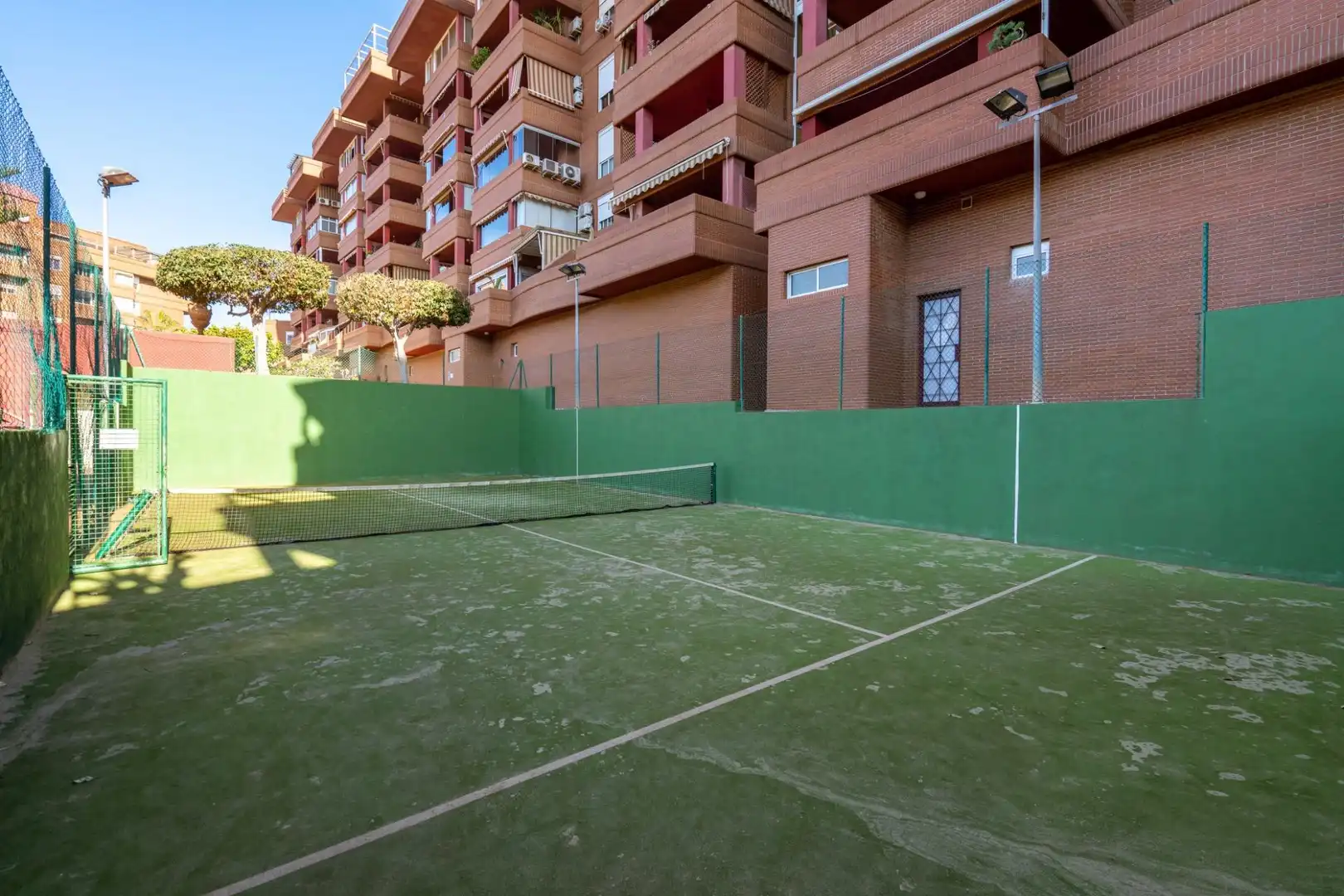 Vista exterior de Ático de alquiler en Almería con Aire acondicionado, Calefacción y Jardín privado