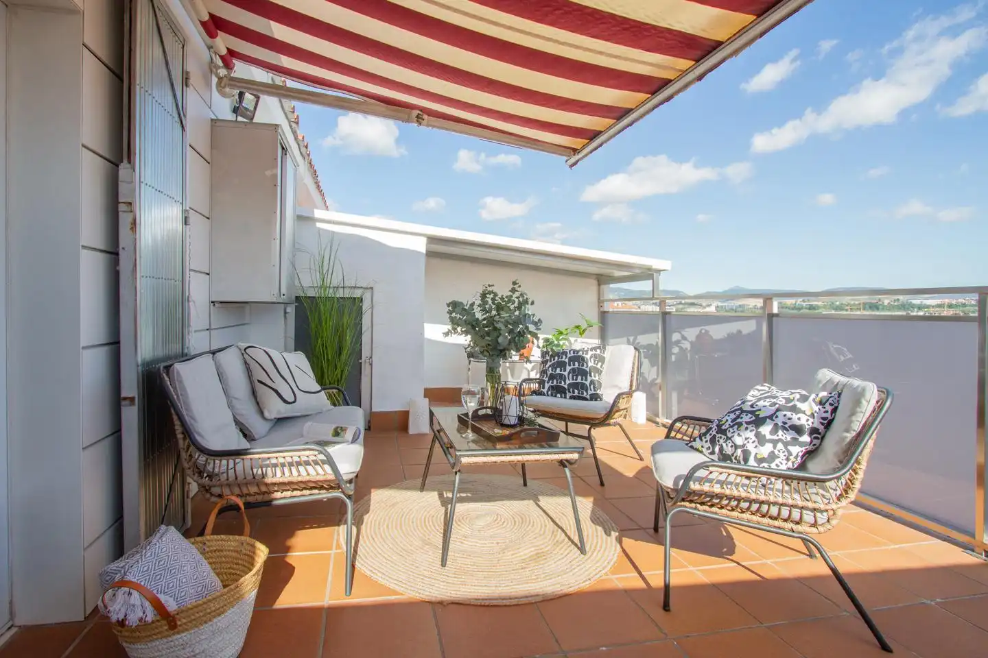 Terraza de Ático en venta en Ansoáin / Antsoain con Calefacción, Terraza y Amueblado