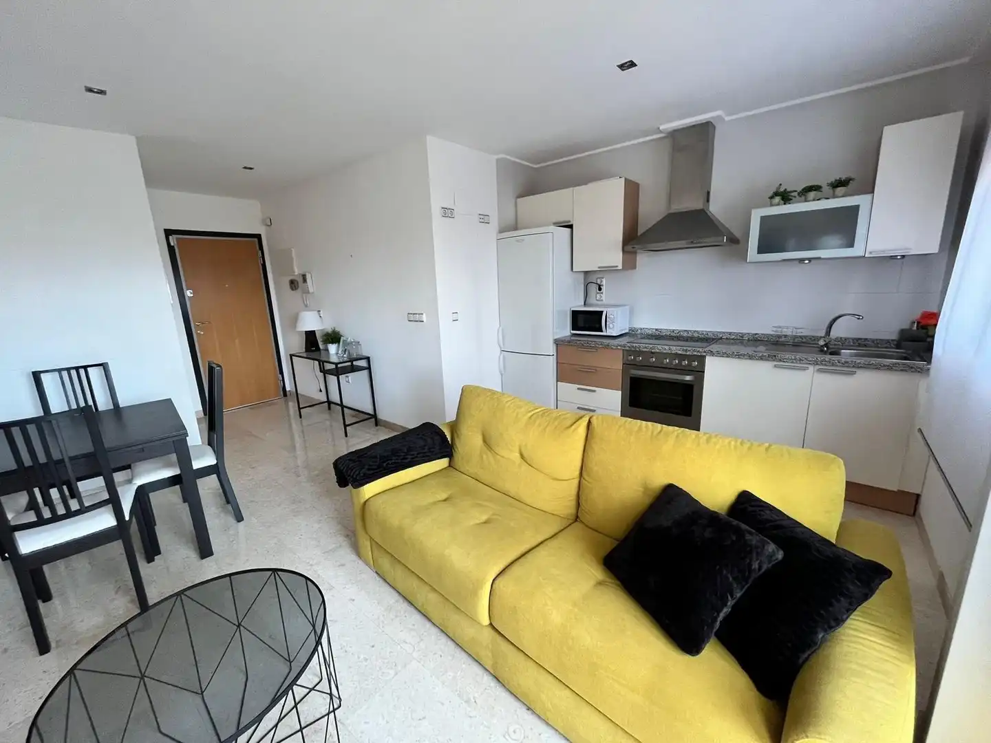 Sala de estar de Apartamento de alquiler en Murcia con Aire acondicionado, Calefacción y Terraza